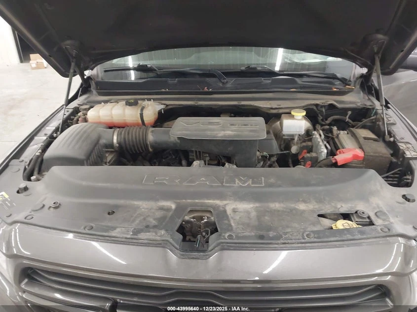 Dodge RAM 1500 3.6l Big Horn 4X4 6'4 Box, снимка 10 - Автомобили и джипове - 54307609