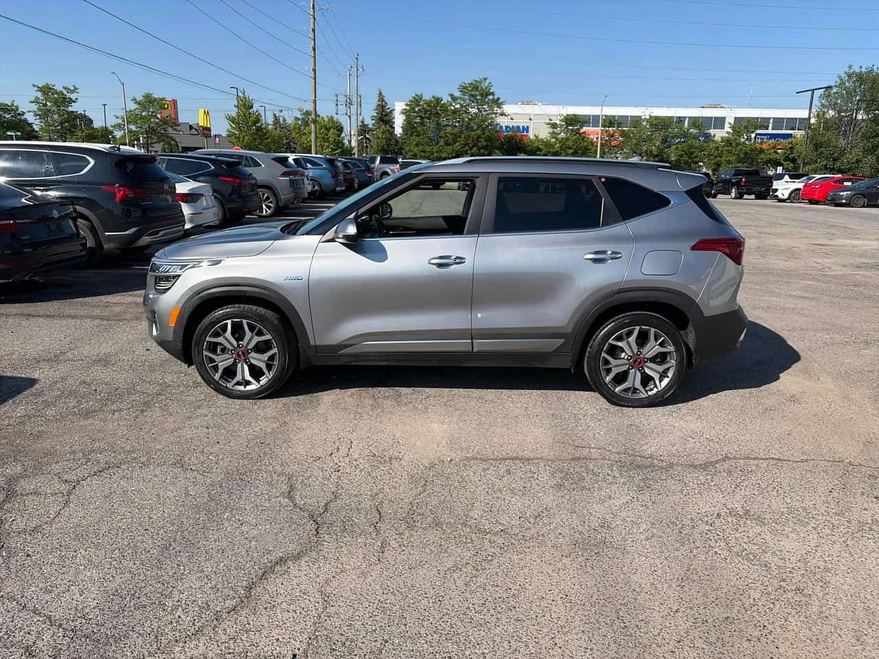 Kia Seltos * SX Turbo * АВТОКРЕДИТ БЕЗ ПЪРВОНАЧАЛНА ВНОСКА* , снимка 2 - Автомобили и джипове - 55079835