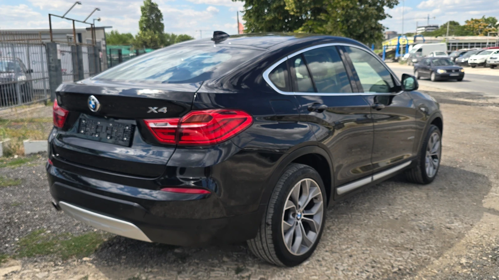 BMW X4 2.0Xdrive* HARMAN* F1* НАВИ* КАМЕРА* , снимка 8 - Автомобили и джипове - 55704236
