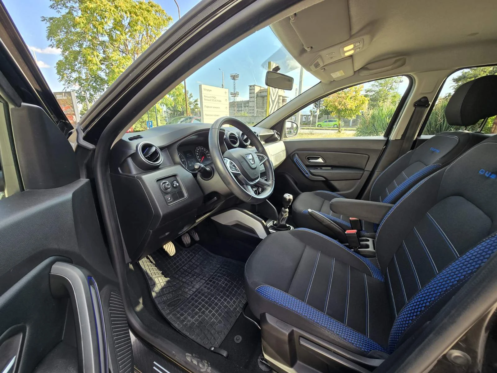 Dacia Duster 1.0 ECO G, снимка 15 - Автомобили и джипове - 55705061