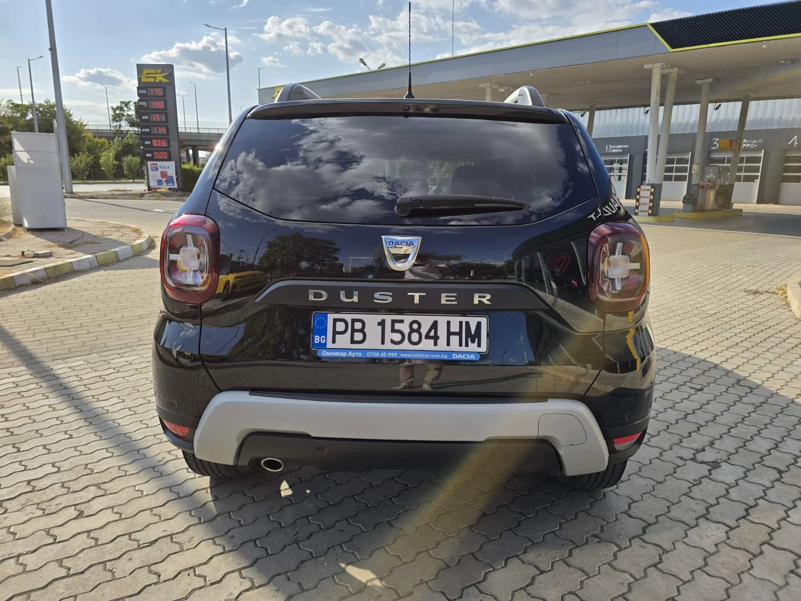 Dacia Duster 1.0 ECO G, снимка 11 - Автомобили и джипове - 55705061