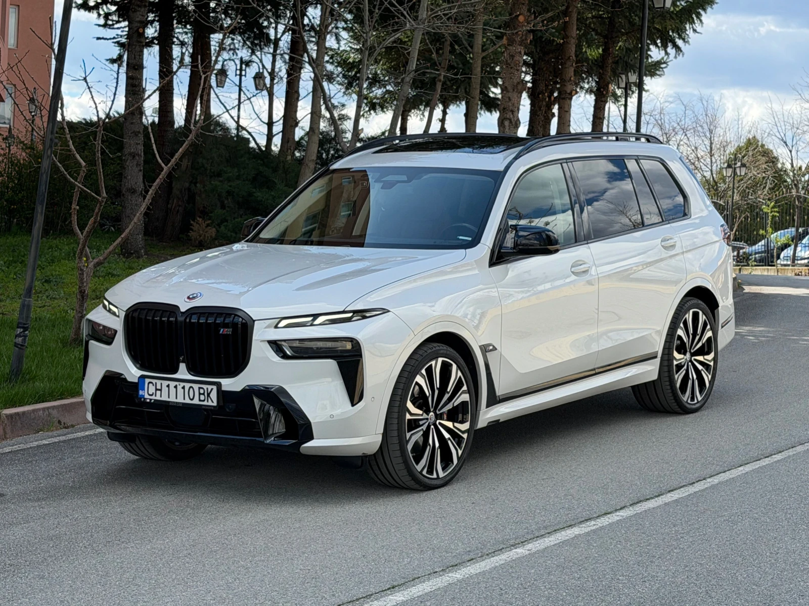 BMW X7 M60i* Full options* 