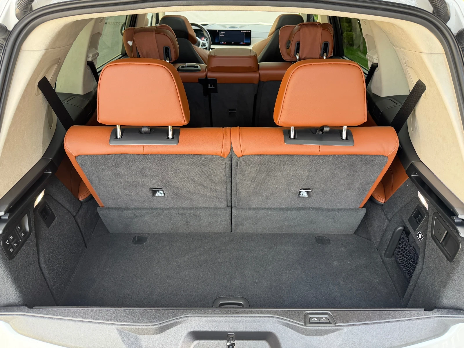 BMW X7 M60i* Full options* , снимка 12 - Автомобили и джипове - 56052760