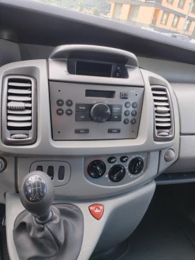 Opel Vivaro 2.0 CDTI 90Hp Face 8+ 1 2-ен Климатик , снимка 15