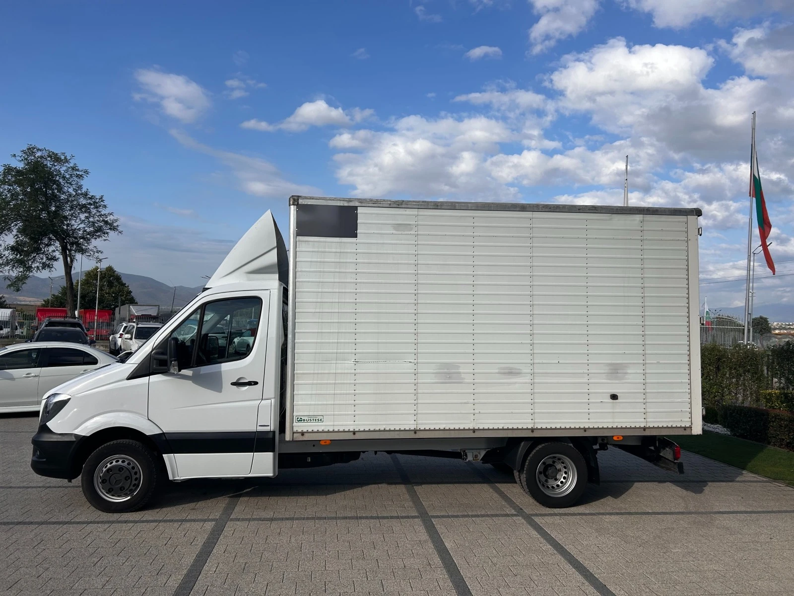 Mercedes-Benz Sprinter 519 CDI до 3, 5т 4, 26м. Клима EURO 6 - изображение 3