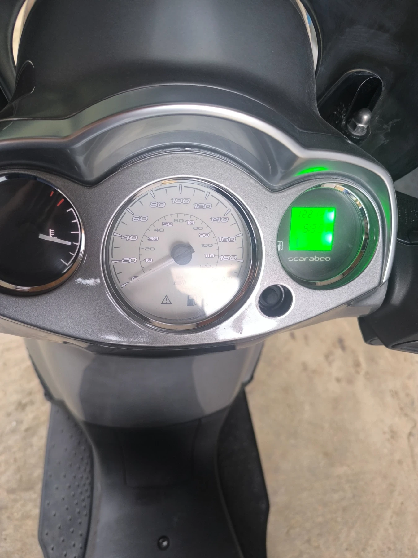 Aprilia Scarabeo 300S, снимка 5 - Мотоциклети и мототехника - 54000584