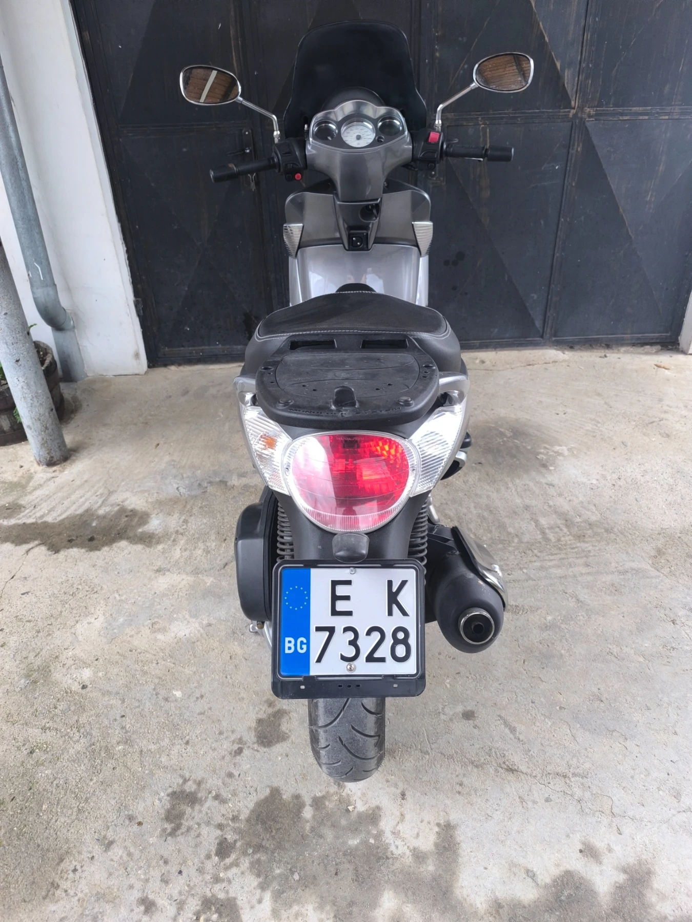 Aprilia Scarabeo 300S, снимка 14 - Мотоциклети и мототехника - 54000584