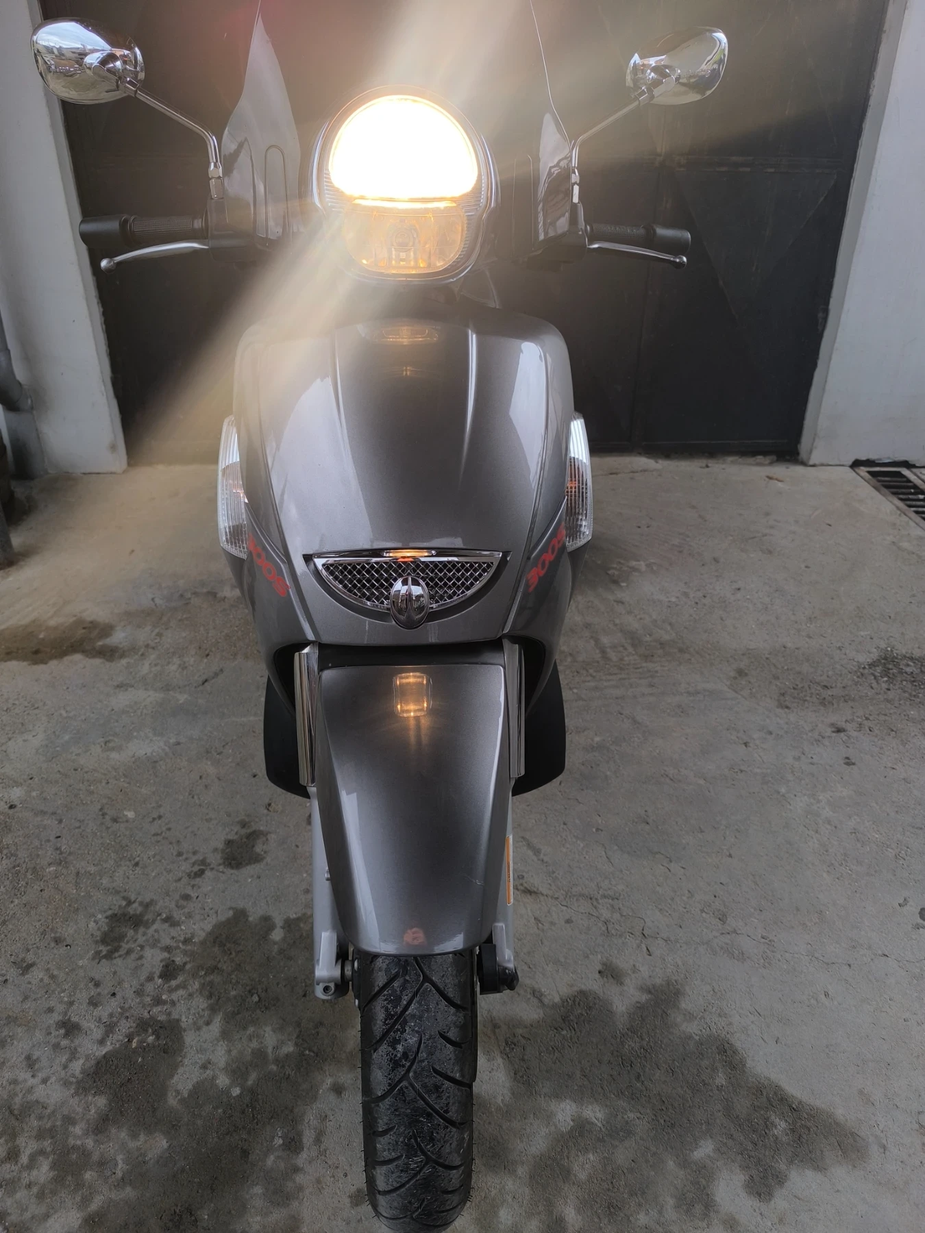 Aprilia Scarabeo 300S, снимка 8 - Мотоциклети и мототехника - 54000584