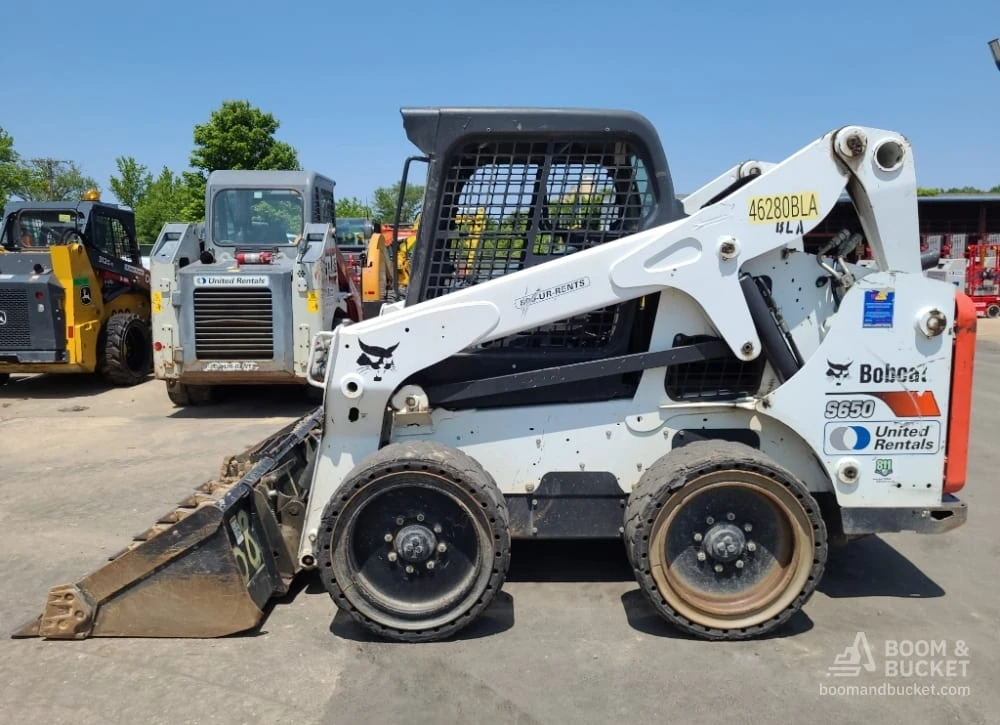 Мини челни товарачи Bobcat s650, снимка 2 - Индустриална техника - 54620708