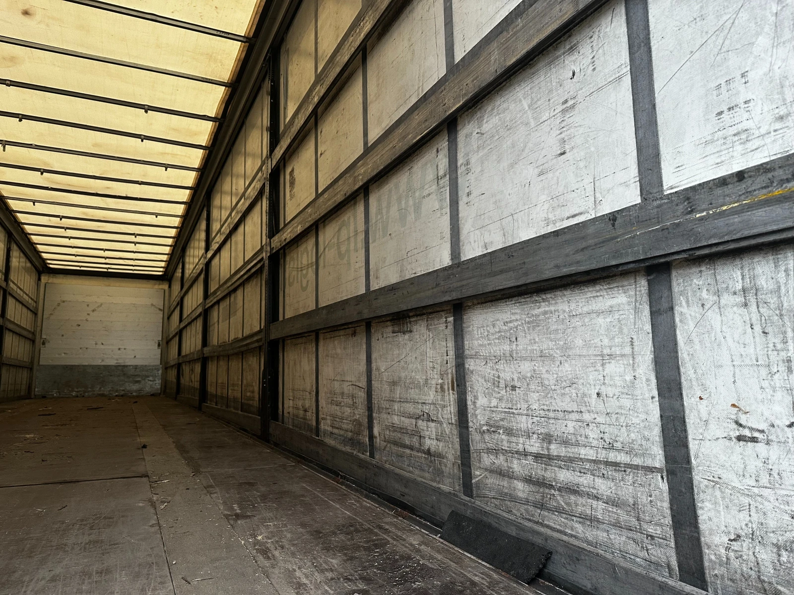 ����������� Schwarzmuller J-SERIE | Mobile.bg � ����������� 12