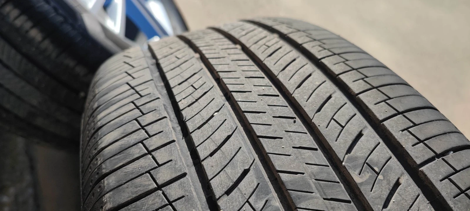 Гуми с джанти Nexen 235/65R17, снимка 4 - Гуми и джанти - 53828097