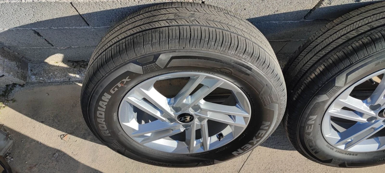 Гуми с джанти Nexen 235/65R17, снимка 3 - Гуми и джанти - 53828097