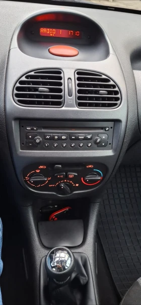 Peugeot 206 1.4i бензин 75 коня 8 клапана 2003г., снимка 5