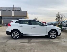 Volvo V40 Cross Country Volvo V40 Cross Country2.0D4 2013г5 цилиндъра, снимка 7