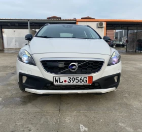 Volvo V40 Cross Country Volvo V40 Cross Country2.0D4 2013г5 цилиндъра, снимка 17
