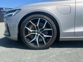 Volvo V60 Polestar Engineered T8 AWD | Auto.bg — изображение 9