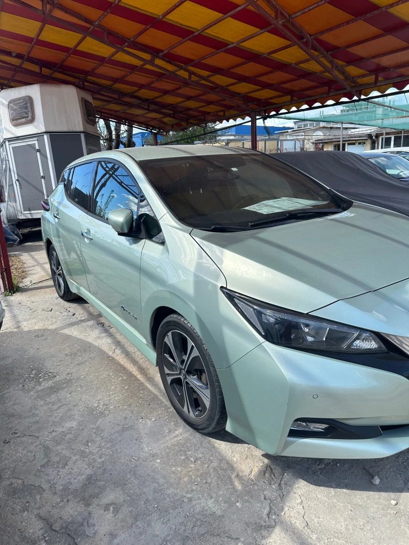 Nissan Leaf , снимка 2 - Автомобили и джипове - 47291434