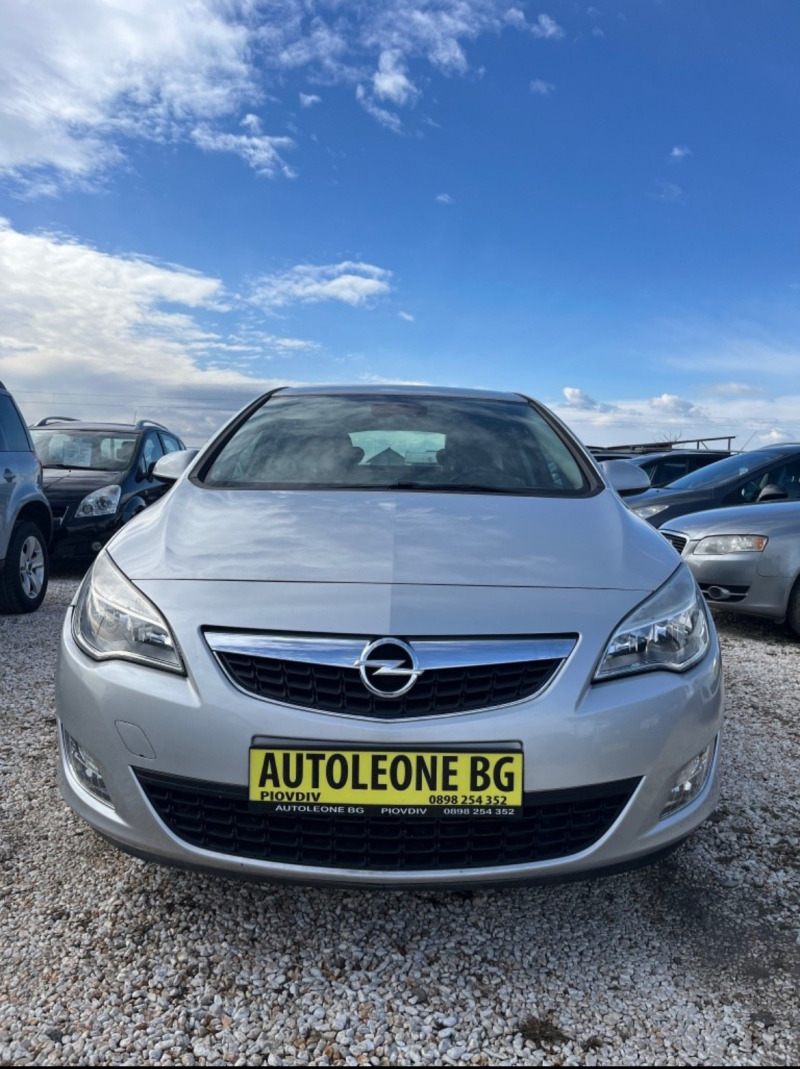 Opel Astra 1.7 CRDi, снимка 1 - Автомобили и джипове - 45585232
