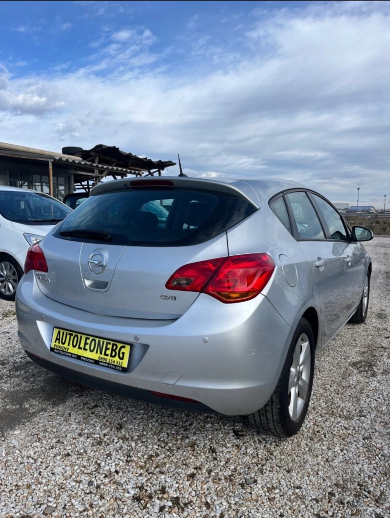 Opel Astra 1.7 CRDi, снимка 5 - Автомобили и джипове - 45585232