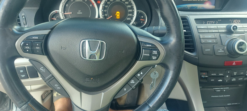 Honda Accord, снимка 8 - Автомобили и джипове - 46174968