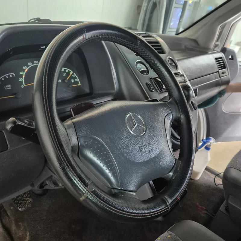 Mercedes-Benz 220, снимка 14 - Автомобили и джипове - 49329123