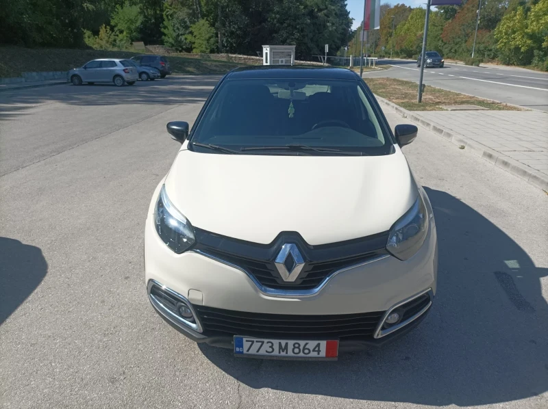 Renault Captur, снимка 14 - Автомобили и джипове - 51948676
