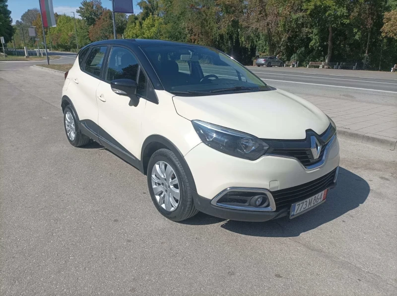 Renault Captur, снимка 2 - Автомобили и джипове - 51948676