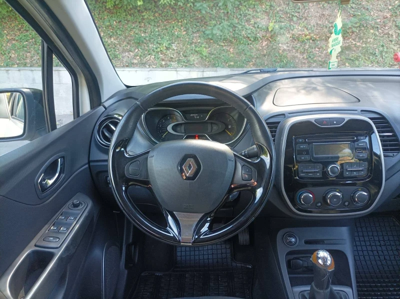 Renault Captur, снимка 7 - Автомобили и джипове - 51948676