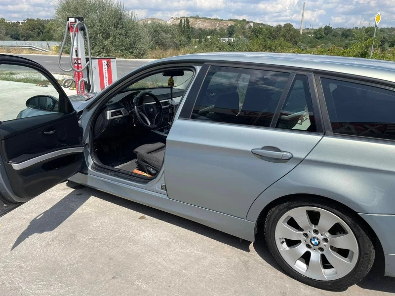 BMW 320 E91, снимка 9 - Автомобили и джипове - 52298119