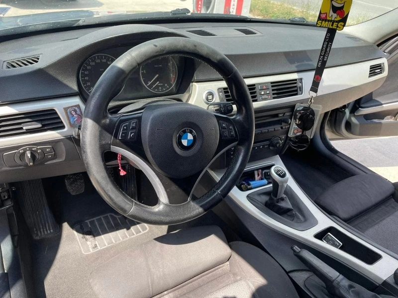 BMW 320 E91, снимка 10 - Автомобили и джипове - 52298119