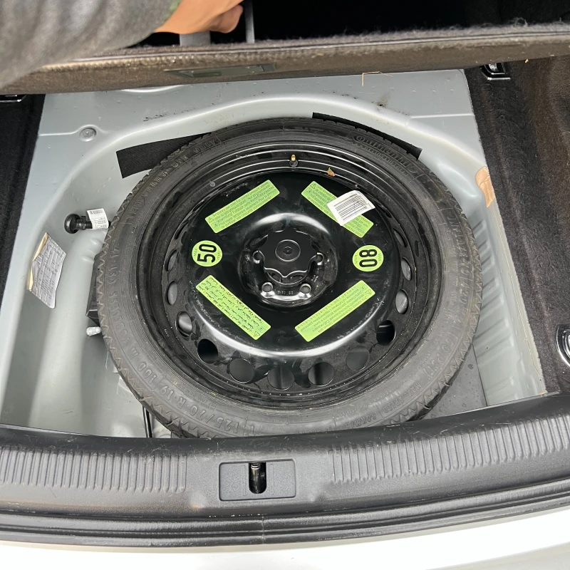 Audi A4 2.0 TDI 150кс, снимка 17 - Автомобили и джипове - 52470764