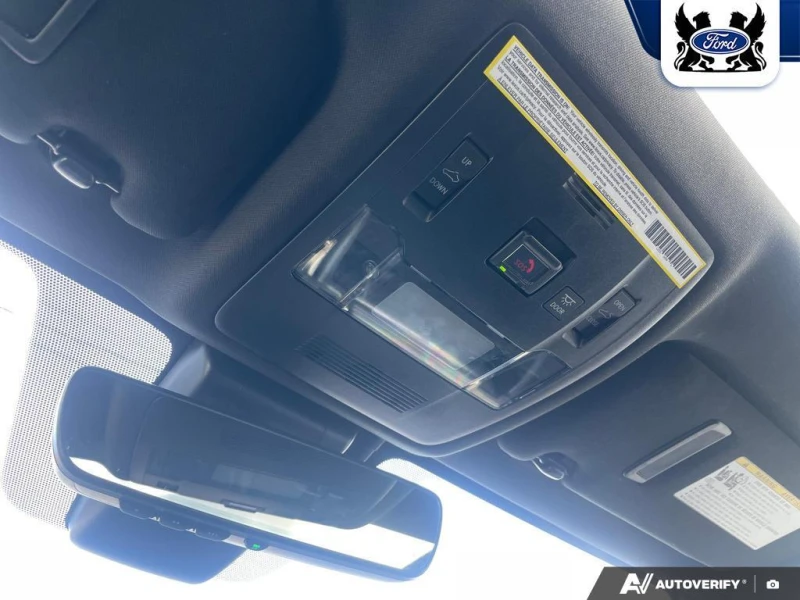 Lexus IS 300 AWD | LUX PACK | LEATHER | ROOF | NAVI | , снимка 10 - Автомобили и джипове - 53459544