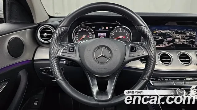 Mercedes-Benz E 200 E200 Avantgarde, ЦЕНА до БГ, снимка 12 - Автомобили и джипове - 56023603
