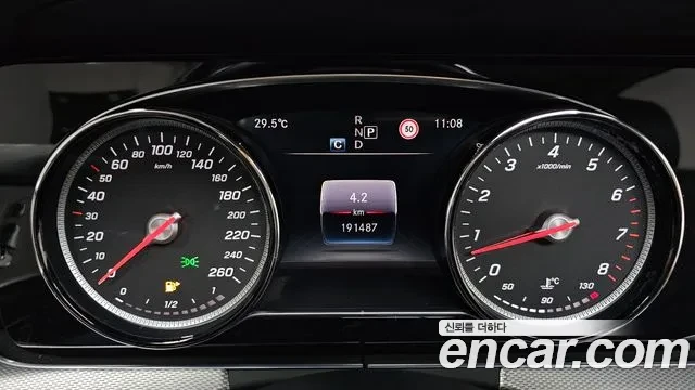 Mercedes-Benz E 200 E200 Avantgarde, ЦЕНА до БГ, снимка 7 - Автомобили и джипове - 56023603