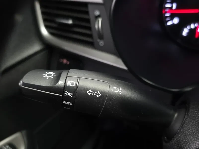 Kia K5 2.0 Lpi Luxury, снимка 17 - Автомобили и джипове - 56127585