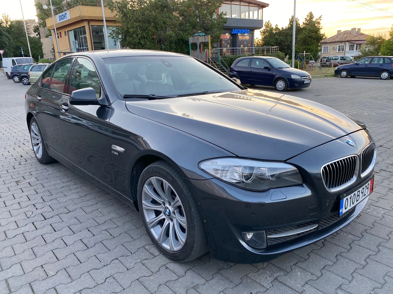 BMW 530 530D xDrive 8skor - изображение 2