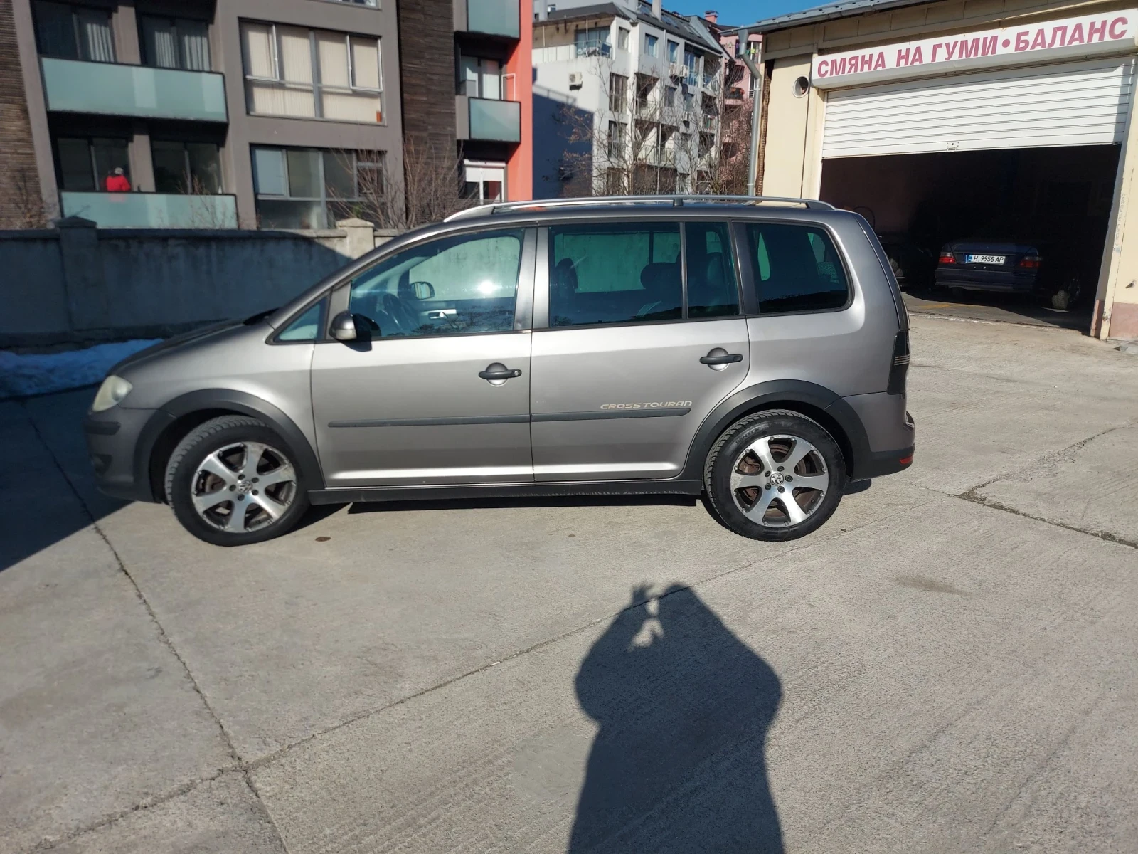 VW Touran 2.0 170ps CROSSTOURAN BMN - изображение 5