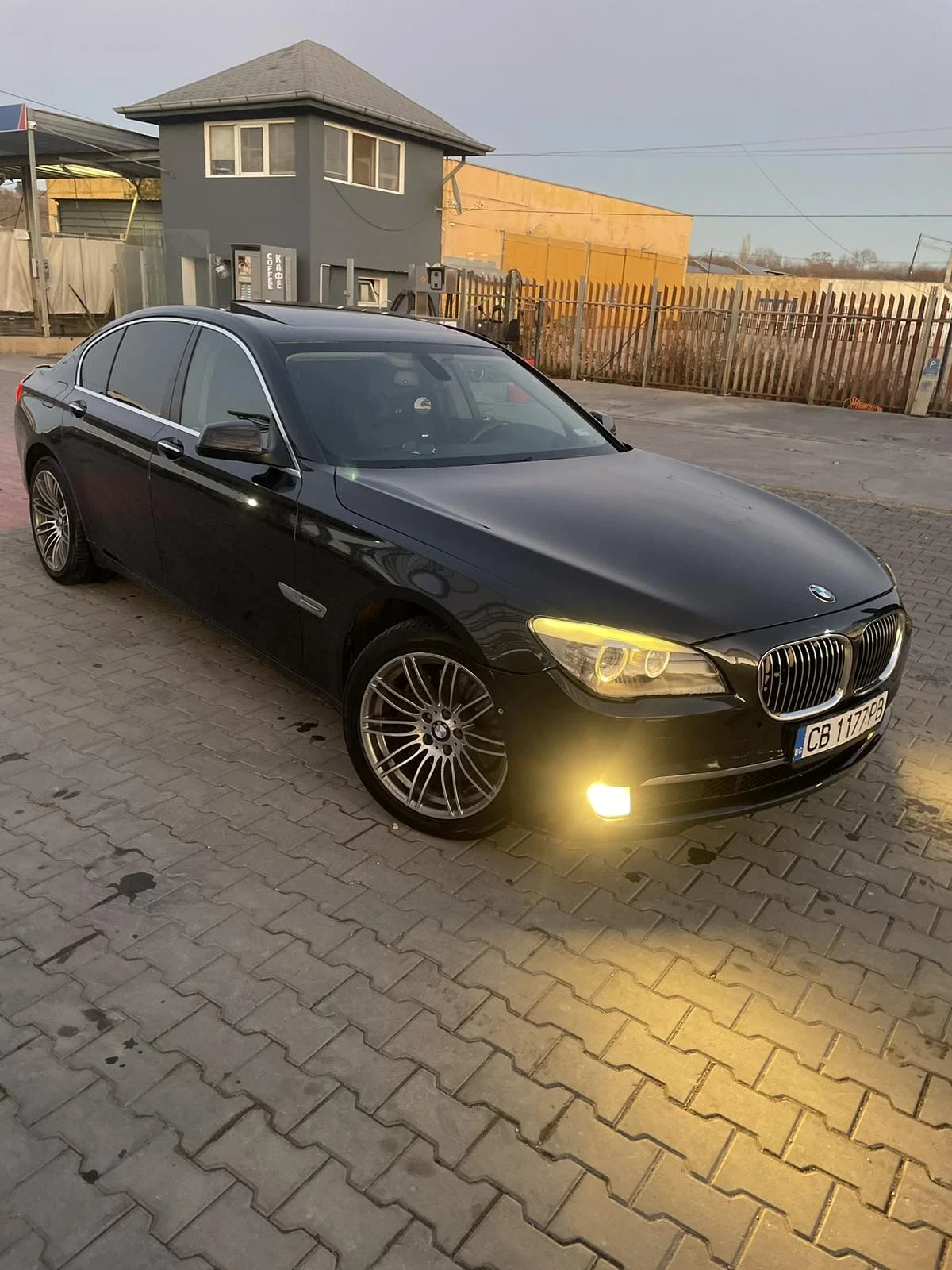 BMW 730  - изображение 6