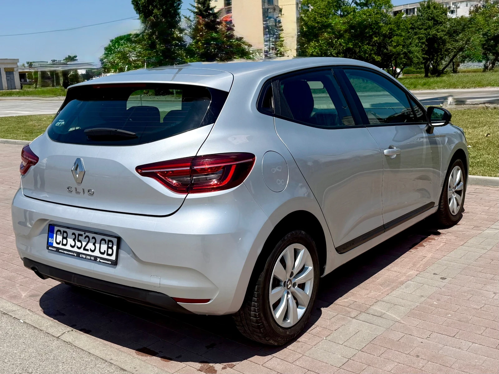 Renault Clio 75 Кс - изображение 4