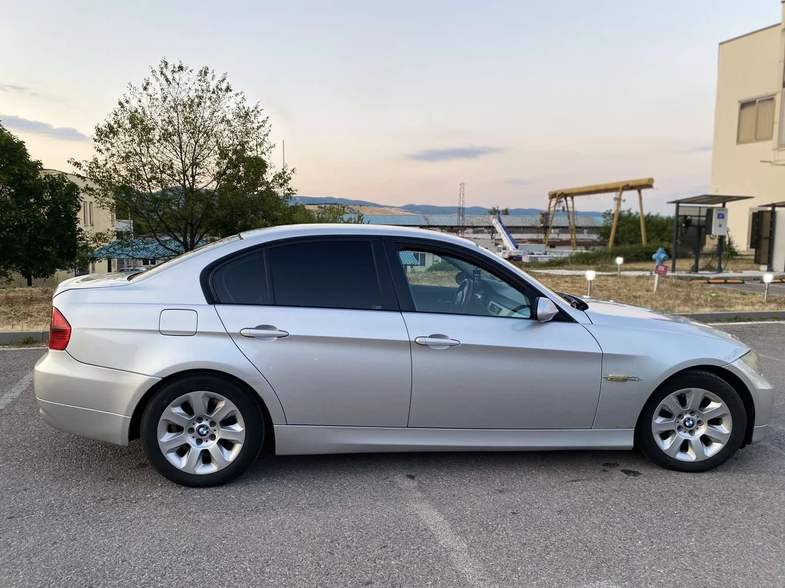 BMW 320 E90 - изображение 5