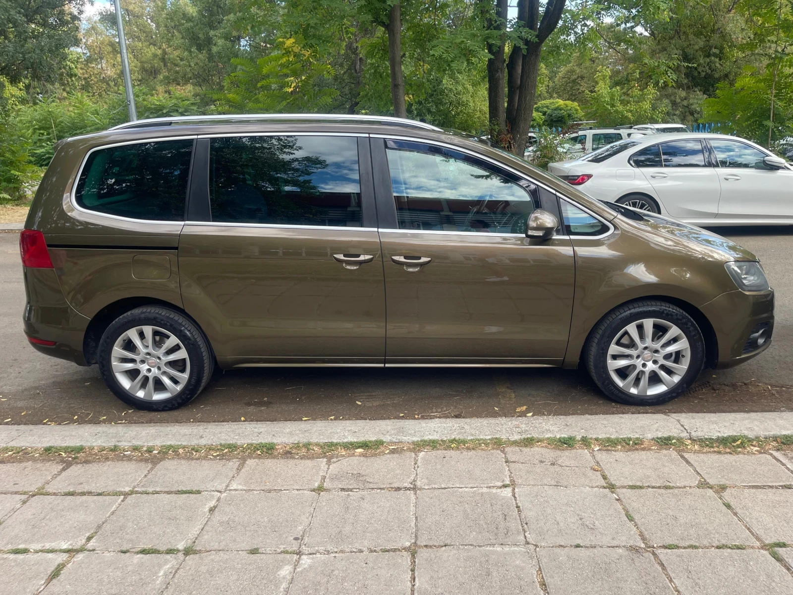 Seat Alhambra 2.0tdi - изображение 3