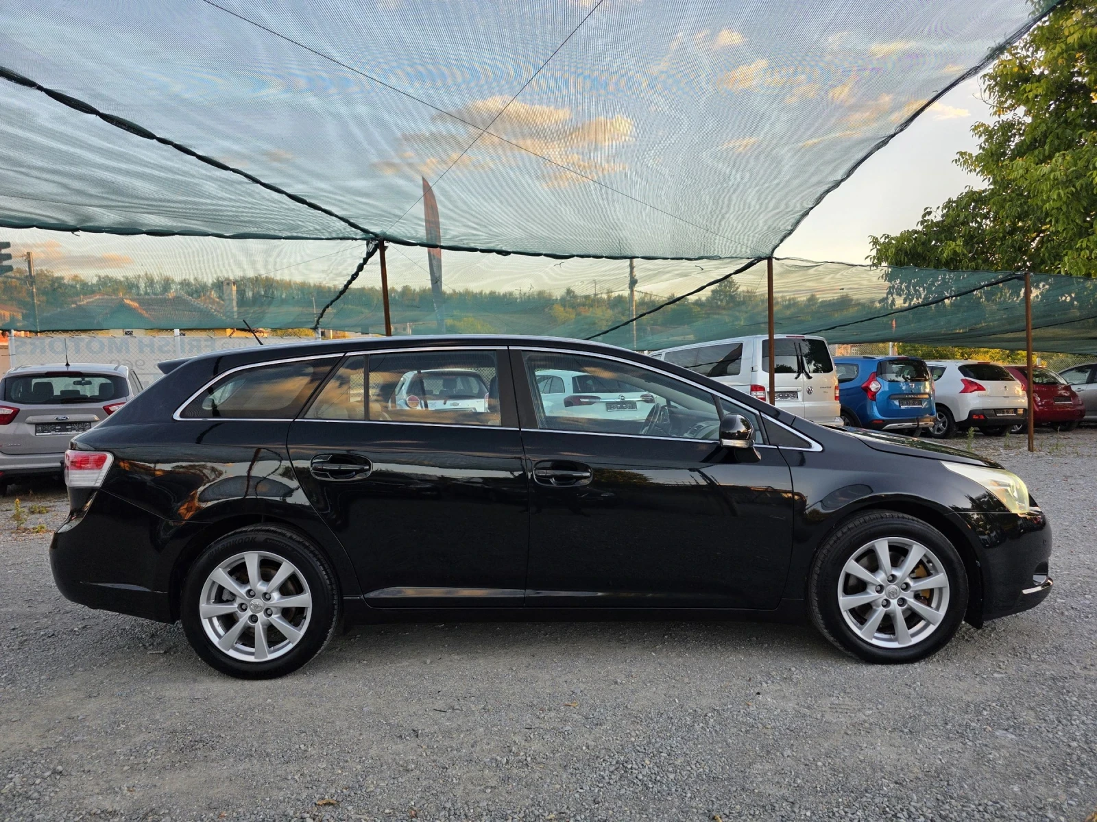 Toyota Avensis 2.2 D4D 150 К.С. / НАВИ / КОЖА / КСЕНОН - изображение 6