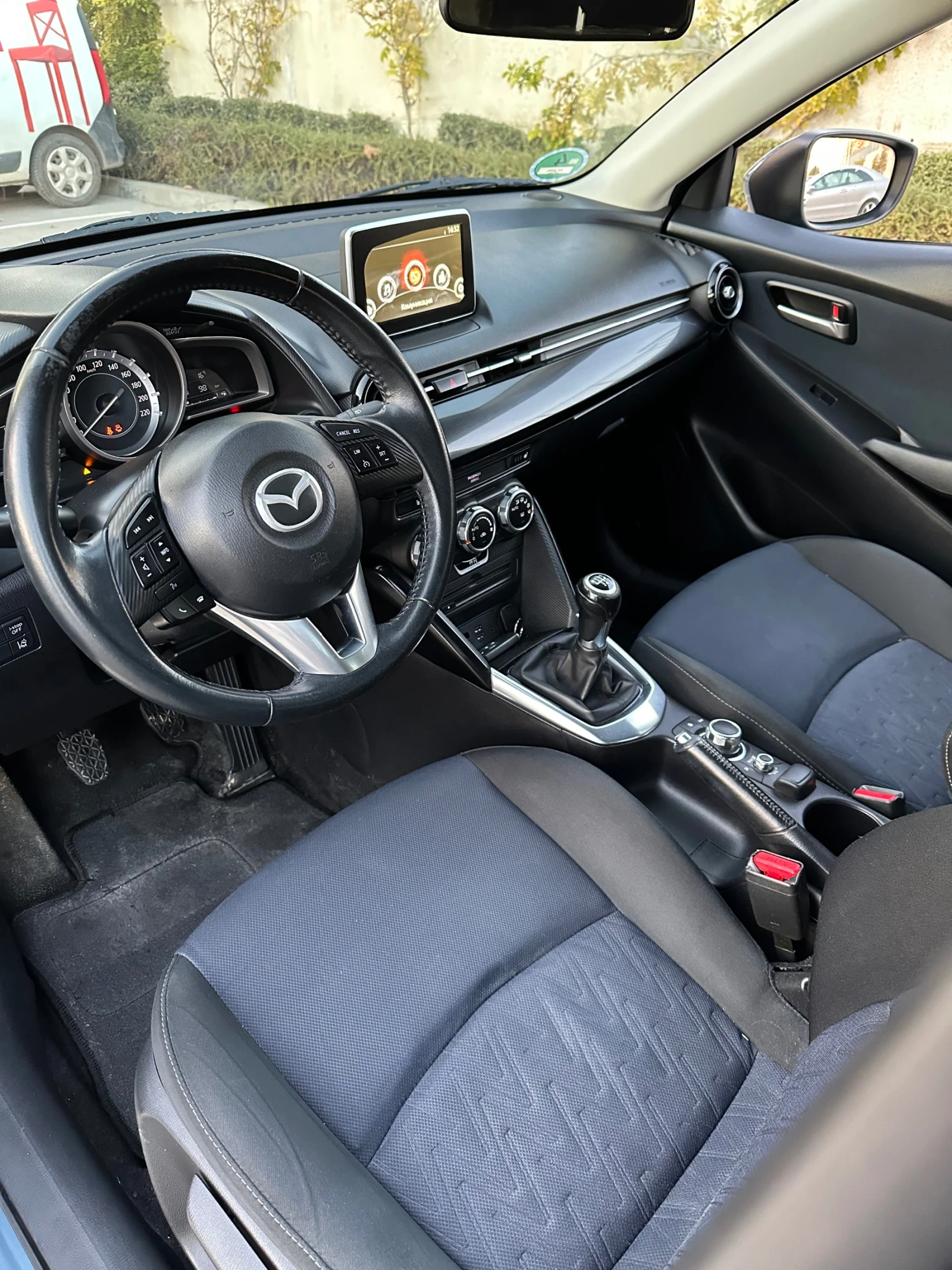 Mazda 2 1.5 skyactiv  | Mobile.bg   6