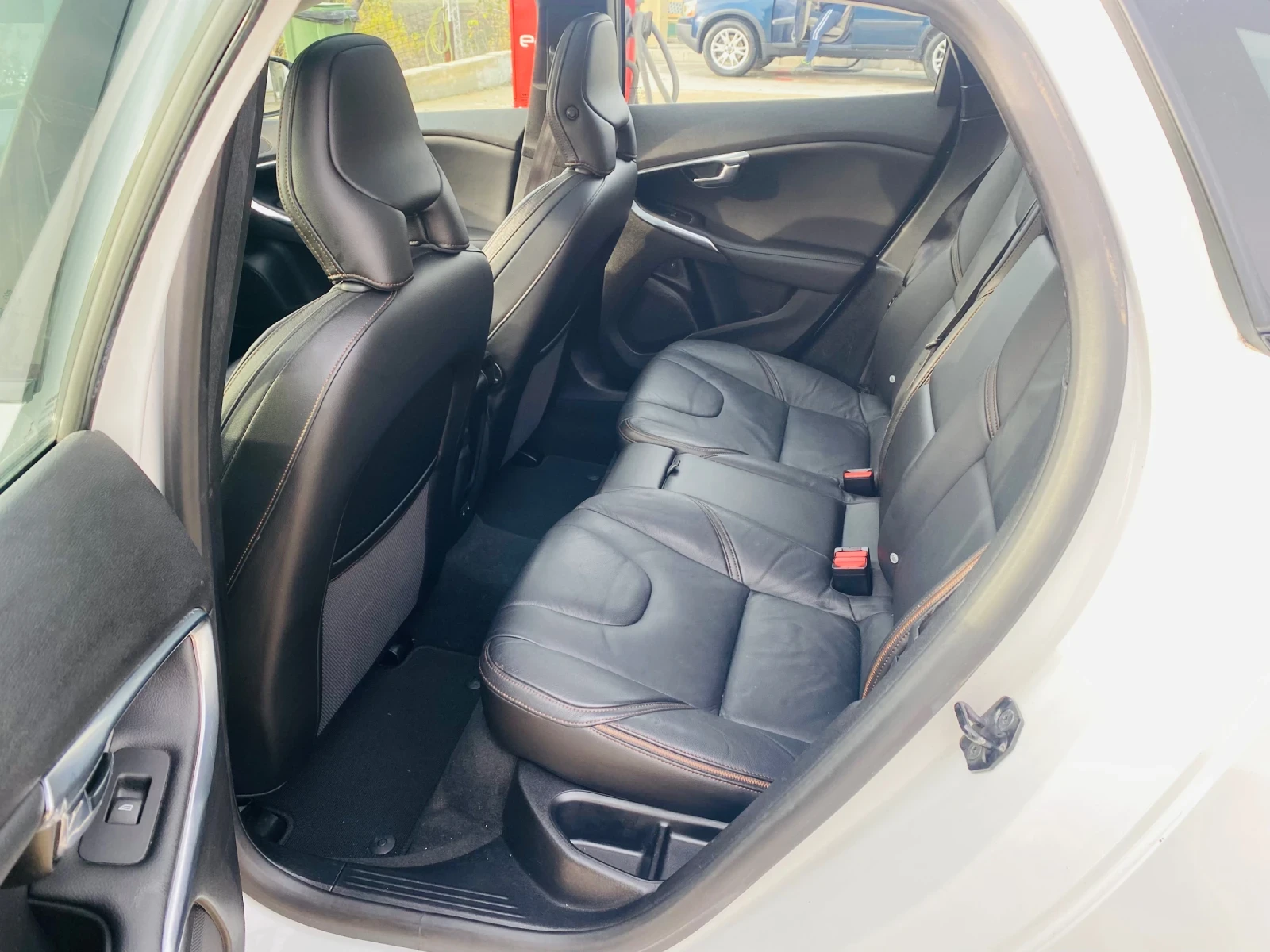 Volvo V40 Cross Country Volvo V40 Cross Country2.0D4 20135  | Mobile.bg   10