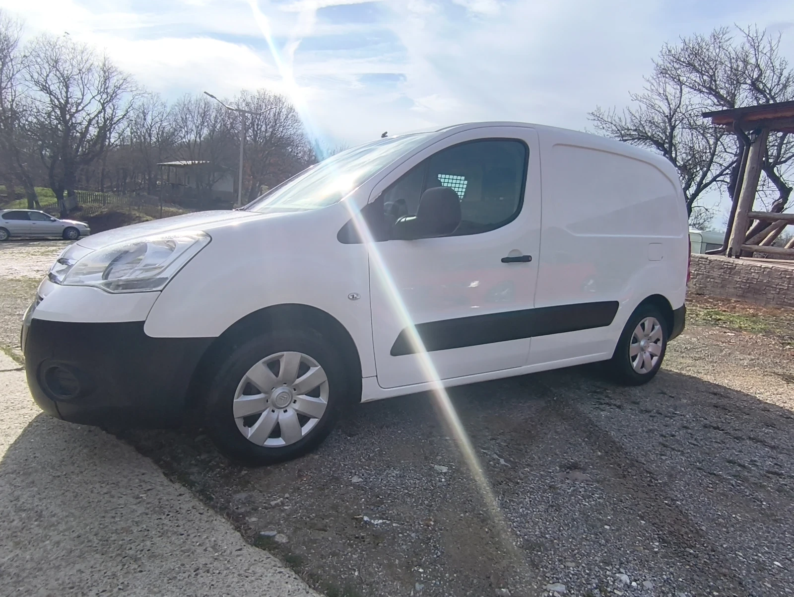 Citroen Berlingo 1.6 E-HDI 2+ 1 - изображение 3