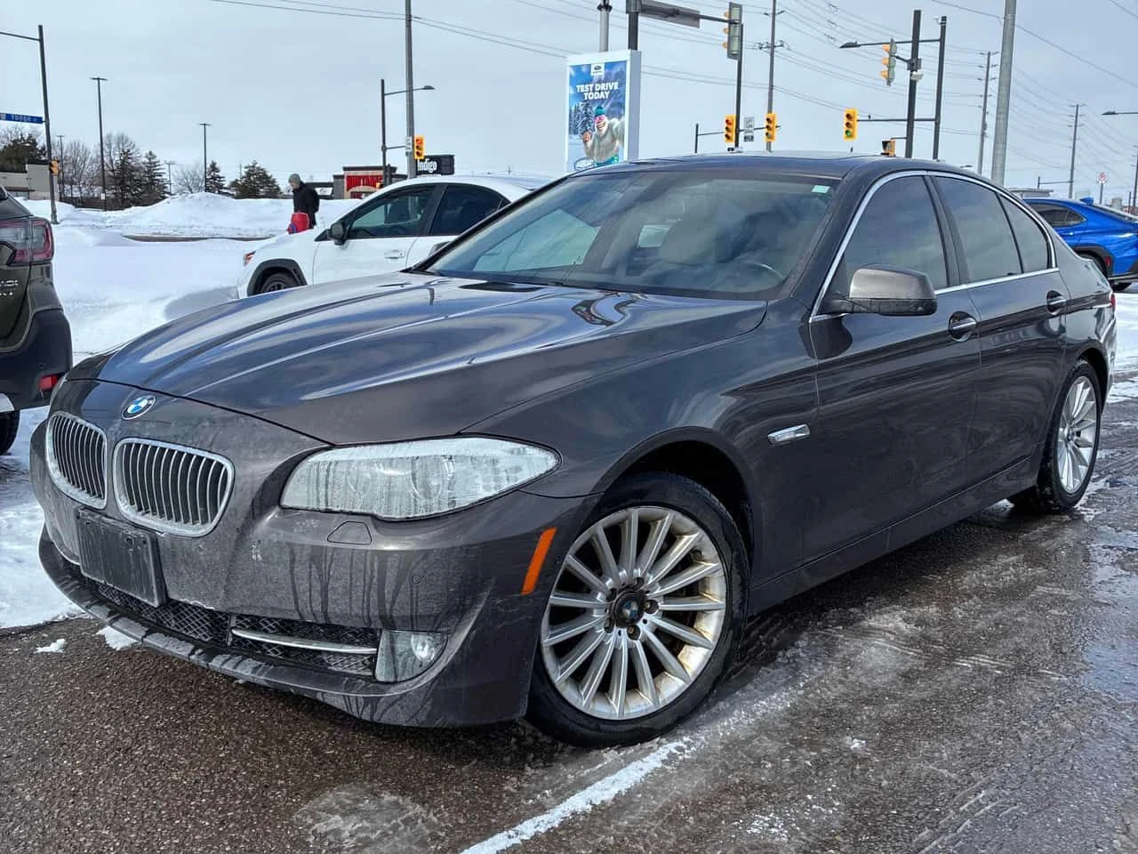 BMW 535 XDRIVE * HEAD UP* ПОДГРЕВИ* КАМЕРА* ПАНОРАМА* , снимка 3 - Автомобили и джипове - 53734716