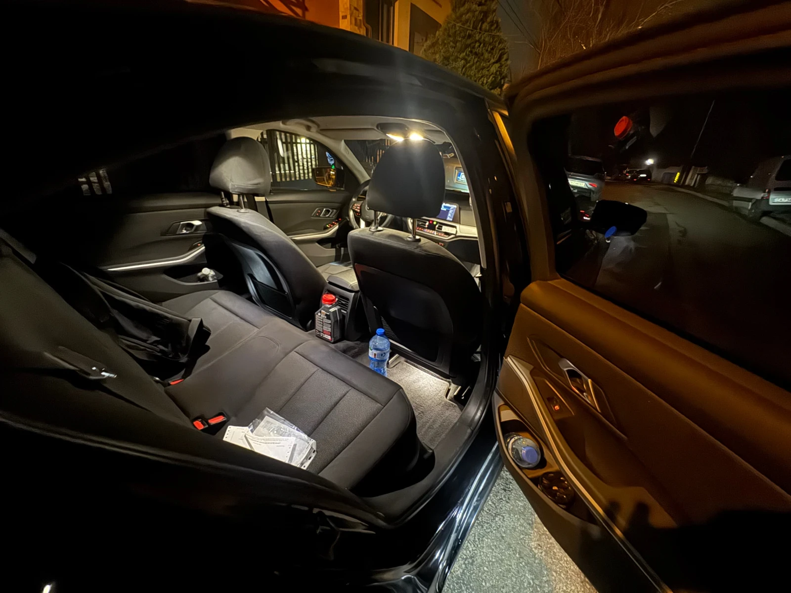 BMW 330, снимка 8 - Автомобили и джипове - 53753922