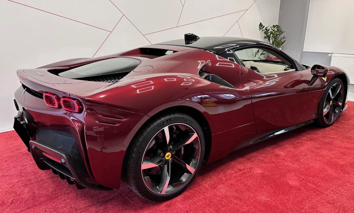 Ferrari SF 90 Spider 4.0 V8 Plug-in Hybrid AWD, снимка 4 - Автомобили и джипове - 53828580