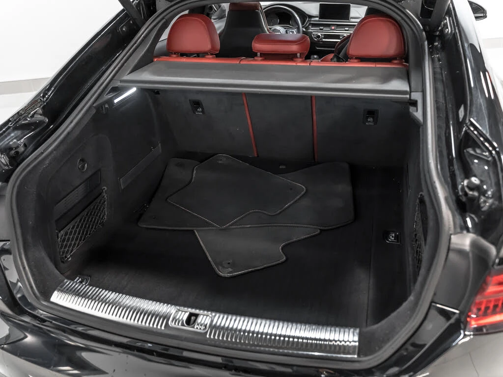 Audi S5 Carbon* S-Line Plus* АвтоКредит* (ЦЕНА ДО БГ), снимка 12 - Автомобили и джипове - 53829608