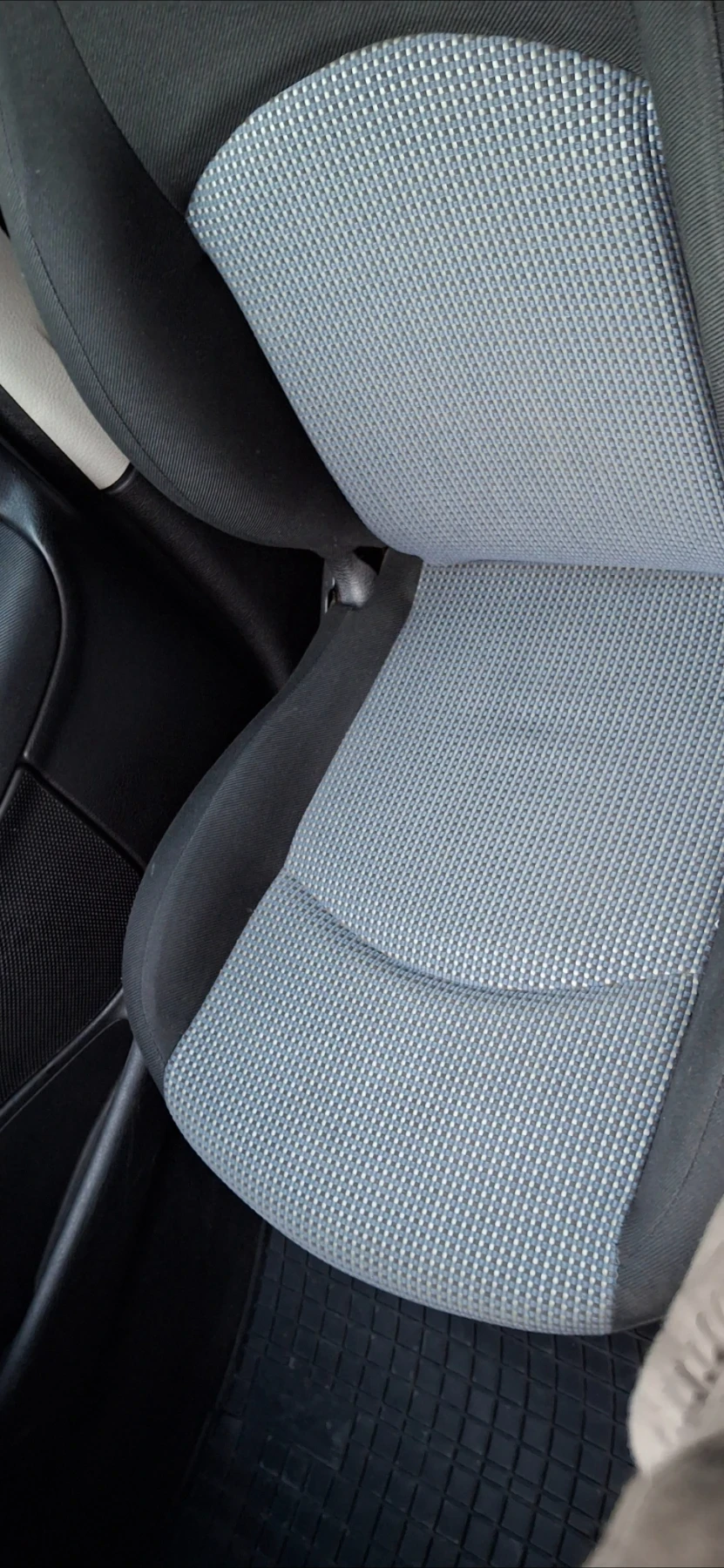 Peugeot 206 1.4i бензин 75 коня 8 клапана 2003г., снимка 7 - Автомобили и джипове - 53860840